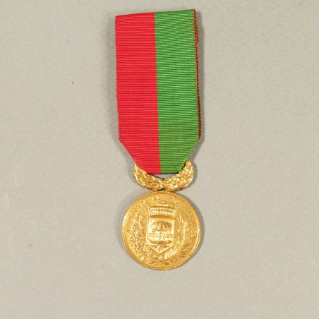 MEDAILLE SOCIETE DES ANCIENS SOUS-OFFICIERS DE LA VILLE DE NIMES 1852