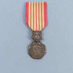 MEDAILLE DE LA DIRECTION GENERALE DES DOUANES MODELE ANCIEN EN ARGENT