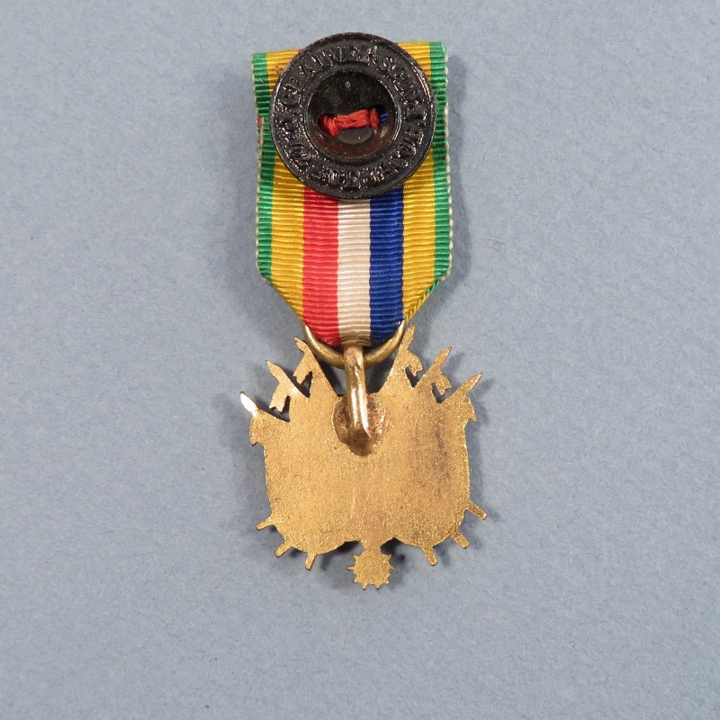 MEDAILLE DES ANCIENS COMBATTANTS DE LA GUERRE DE 1870-1871 HONNEUR ET PATRIE