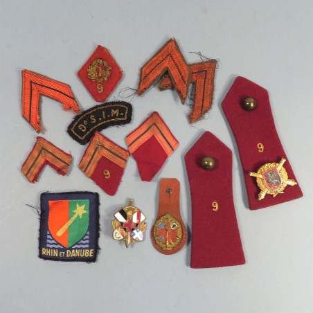 ENSEMBLE DU 9 ème SIM SECTION D'INFIRMIER MILITAIRE LIBERATION ANNEES 1950