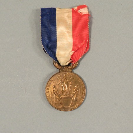 MEDAILLE EN BRONZE L'ARMEE ET LA PRESSE LE MATIN ORGANISE LA MARCHE DE L'ARMEE DU 29 MAI 1904