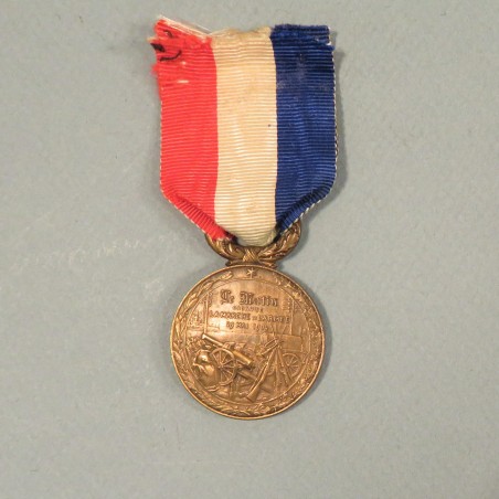 MEDAILLE EN BRONZE L'ARMEE ET LA PRESSE LE MATIN ORGANISE LA MARCHE DE L'ARMEE DU 29 MAI 1904