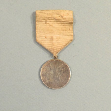 MEDAILLE DE LA CROIX ROUGE ADF ASSOCIATION DES DAMES DE FRANCE 1879 INFIRMIERE CRF