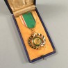 CENTRE AFRIQUE MEDAILLE DE CHEVALIER DE L'ORDRE DU MERITE AGRICOLE REPUBLIQUE CENTRAFRICAINE EN BOITE °