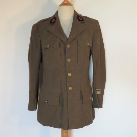 UNIFORME D'UN COMMANDANT DU SERVICE DE SANTE OU MEDECIN PRINCIPALE VAREUSE US ET PANTALON PERIODE 1943-1944