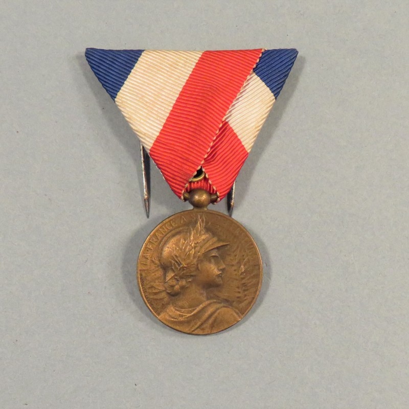 MEDAILLE ANCIENS COMBATTANT FEDERATION NATIONALE DES AMICALES DE SOUS OFFICIERS DE RESERVE 1914-1918