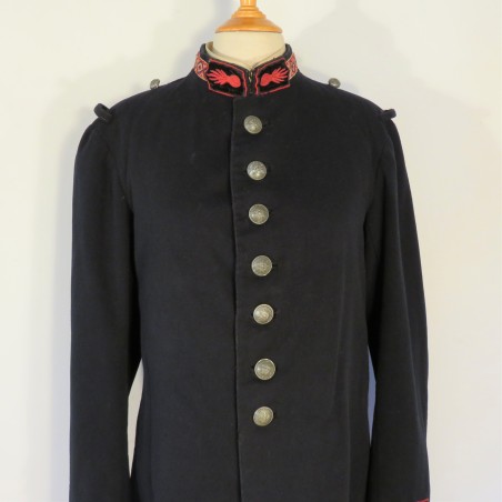 VESTE OU VAREUSE POUR UN MUSICIEN DES SAPEURS POMPIERS GALON AU COL ET AUX MANCHES VERS 1885-1895