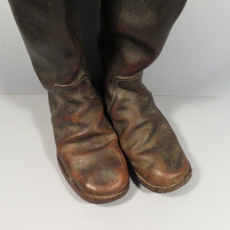 BOTTES DE SAPEURS-POMPIERS ANGLAIS FABRICATION TEBBUTT & HALL BROS Ltd RAUNDS DATEES 1943 MILITARIA UK WW2