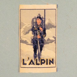 INSIGNE TISSU FANTAISIE "L'ALPIN" CHASSEUR ALPIN DES ANNEES 1930 A IDENTIFIER ??