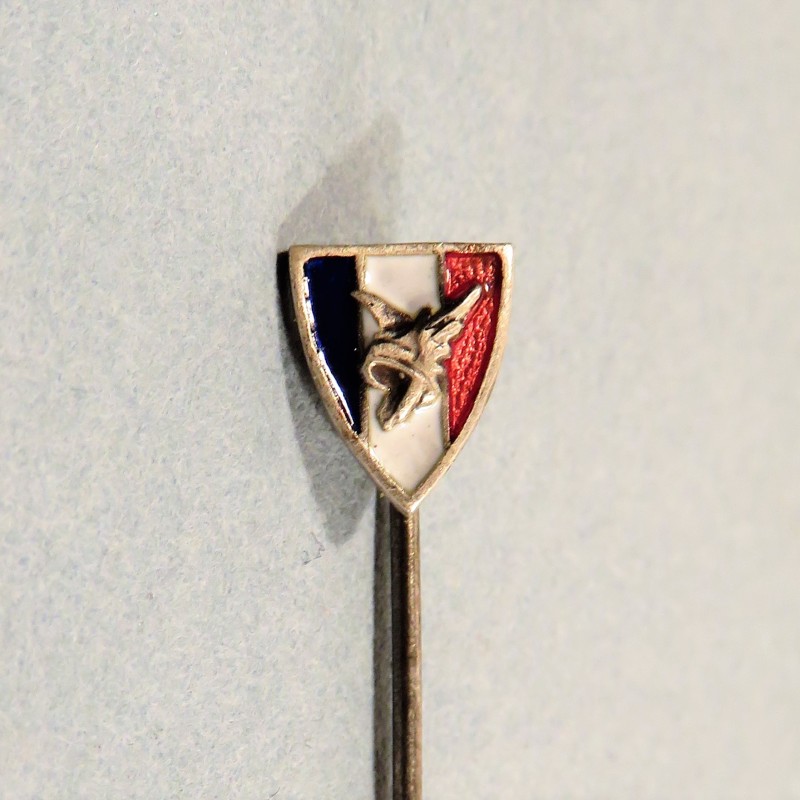 EPINGLE DE CRAVATTE OU INSIGNE PATRIOTIQUE LEGION FRANCAISE DES COMBATTANTS DU MARECHAL PETAIN GVT DE VICHY