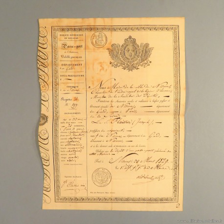 ARCHIVE CHARLES X PASSEPORT DE LA VILLE DE NIMES DU 30 MARS 1829