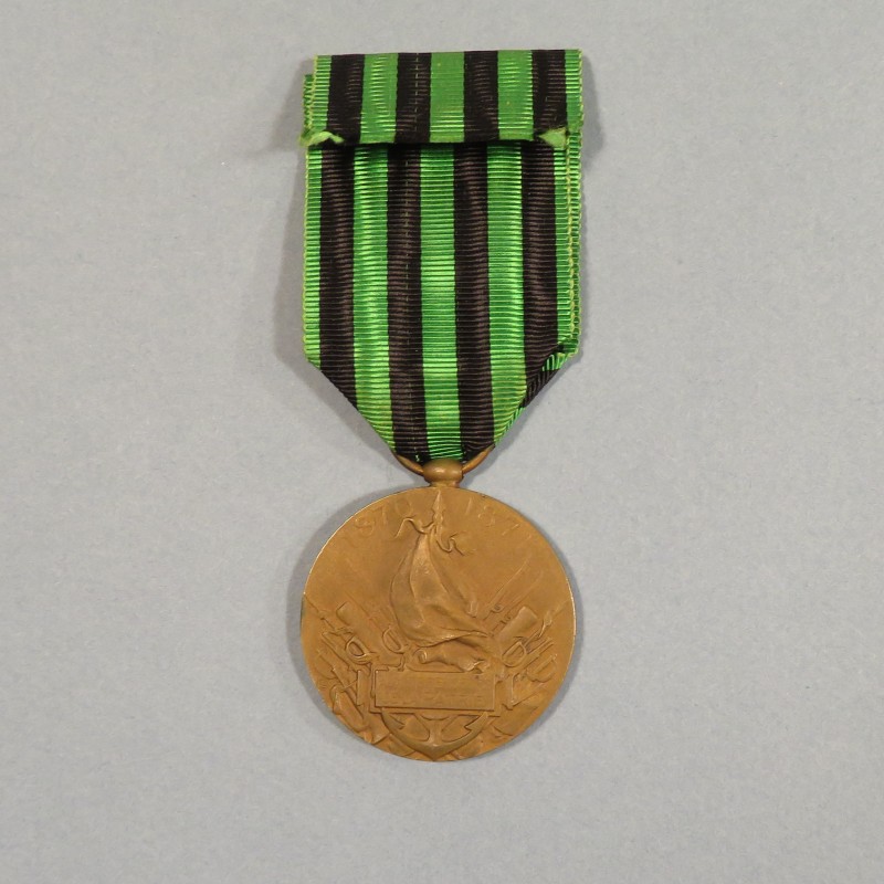 MEDAILLES DES ANCIENS COMBATTANTS GUERRE DE 1870 1871 AUX DEFENSEURS DE LA PATRIE GRAND MODULE