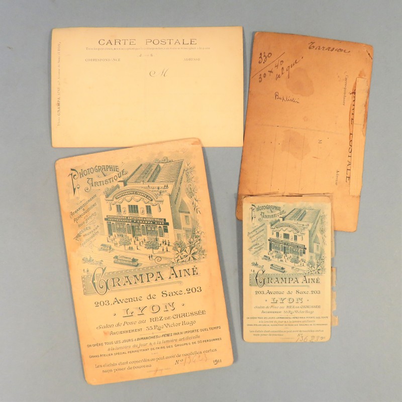 LOT DE 4 PHOTOS ET CARTES POSTALES D'UN CAVALIER DU 10 ème REGIMENT DE CUIRASSIERS VERS 1910 LYON