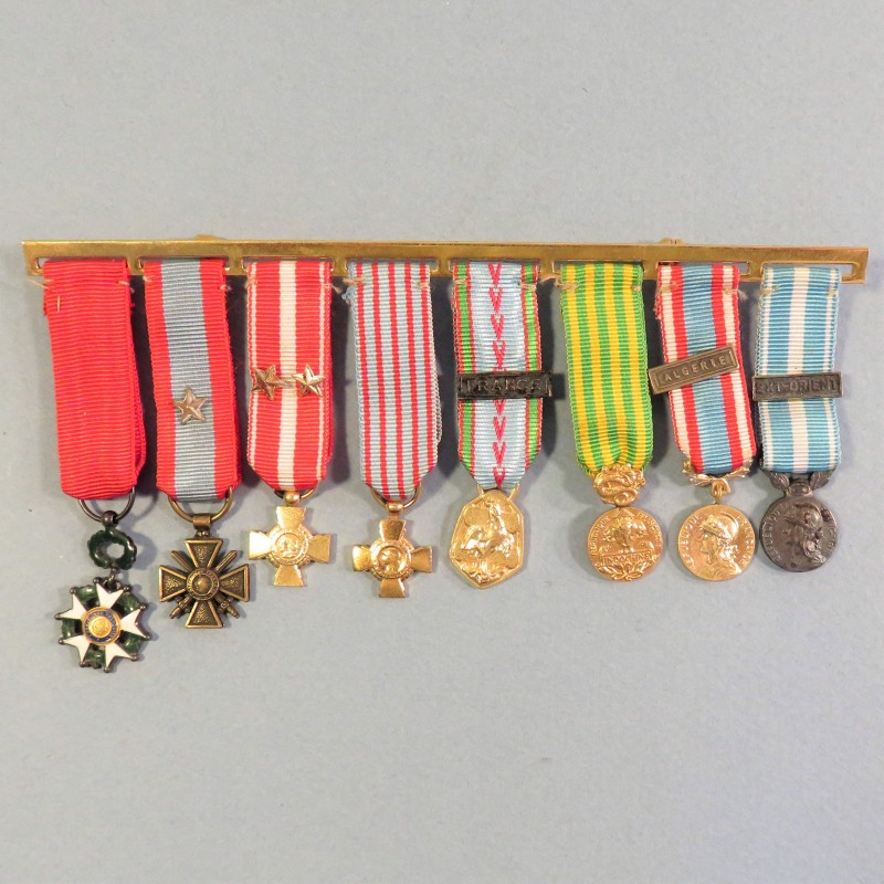 BARRETTE DE 8 REDUCTIONS MEDAILLES MILITAIRES D'UN ANCIEN DE LA SECONDE GUERRE LEGION D'HONNEUR TOE VM INDO ALGERIE COLONIALE