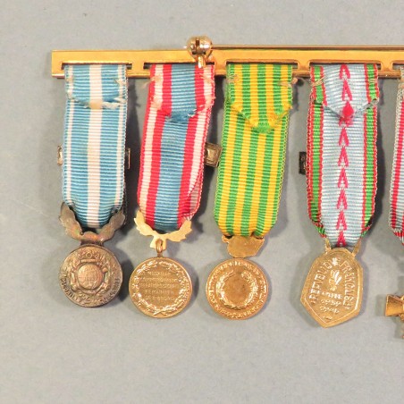 BARRETTE DE 8 REDUCTIONS MEDAILLES MILITAIRES D'UN ANCIEN DE LA SECONDE GUERRE LEGION D'HONNEUR TOE VM INDO ALGERIE COLONIALE