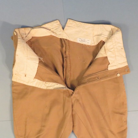 PANTALON CULOTTE BEIGE SABLE POUR OFFICIER OU SOUS-OFFICIER MODELE 1929 TROUPES COLONIALES ARMEE FRANCAISE 1939-1940 DATEE 1937