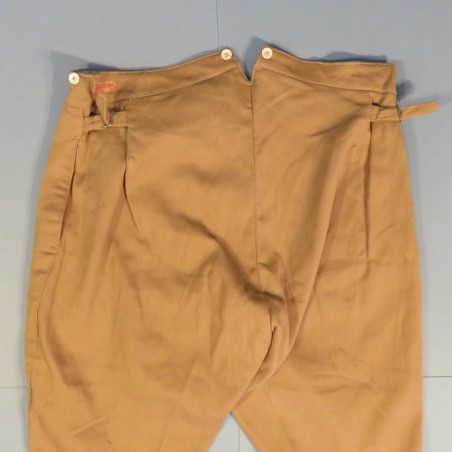 PANTALON CULOTTE BEIGE SABLE POUR OFFICIER OU SOUS-OFFICIER MODELE 1929 TROUPES COLONIALES ARMEE FRANCAISE 1939-1940 DATEE 1937