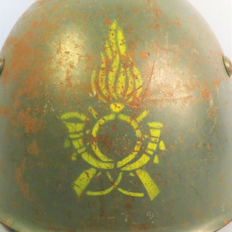 CASQUE ITALIEN MODELE 33 - 47 INSIGNE A IDENTIFIER