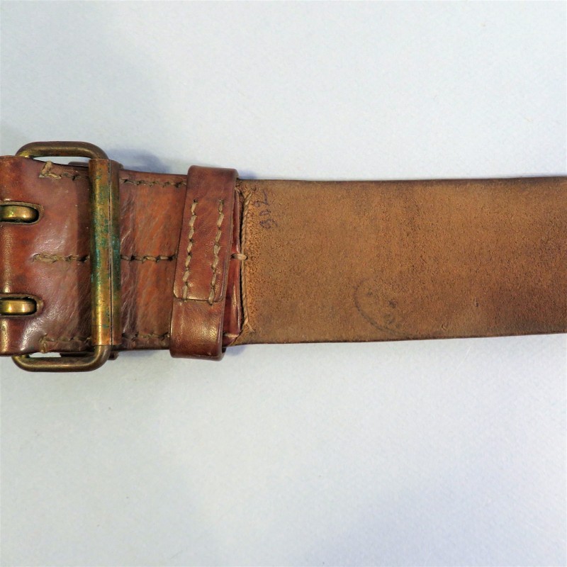 CEINTURON ARMEE FRANCAISE TROUPE MODELE 1903/1914 REGIMENTE DU 11 ème ZOUAVES EN CUIR MARRON BOUCLE EN LAITON