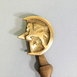 COUPE PAPIER DU 3 ème ESCADRON DU 1 er REGIMENT DE SPAHIS MAROCAINS FABRICATION ARTISANALE MOULEE