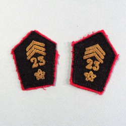 PAIRE DE PATTES DE COL D'OFFICIER DU 23 ème REGIMENT DE SPAHIS MAROCAINS 1924 1958 DISSOUS EN 1962