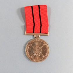 TANZANIE MEDAILLE DE LA GUERRE AVEC L'OUGANDA 1978 1979 TANZANIA WAR MEDAL  °