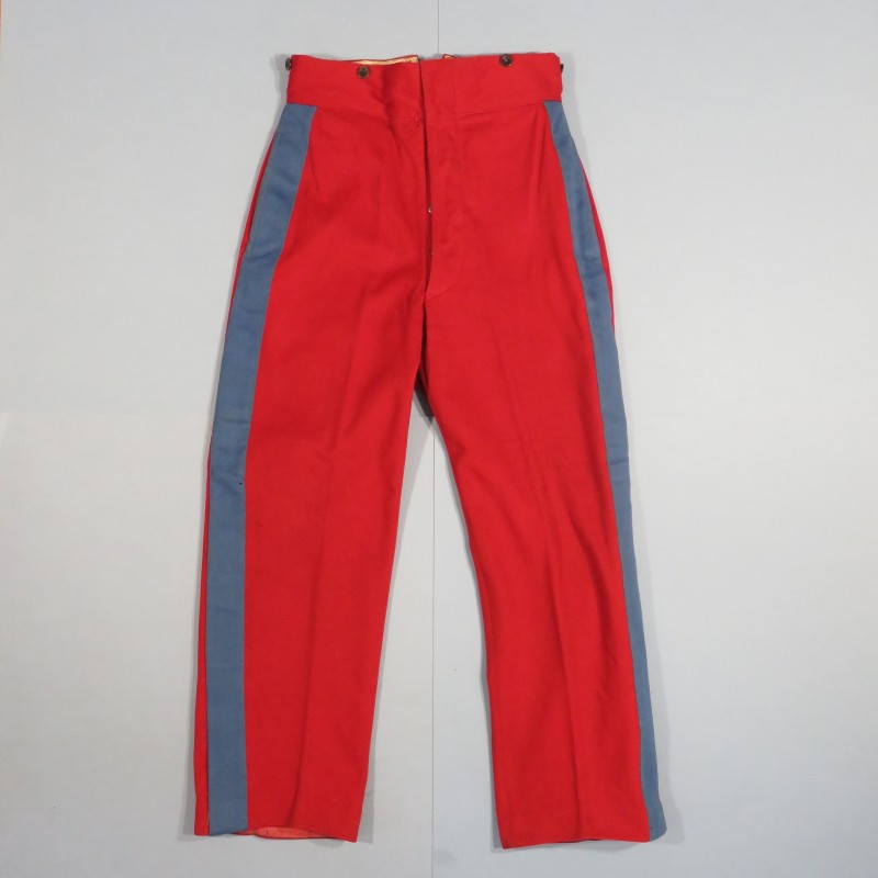 PANTALON ROUGE GARANCE ESM ECOLE MILITAIRE ST CYR OU OFFICIER DES REGIMENTS DE TIRAILLEURS DATE 1934