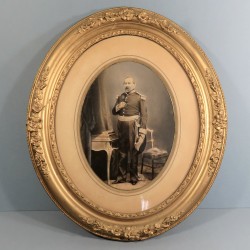 GRAND CADRE PHOTO DU GENERAL DE BRIGADE EDMOND JOSEPH COMTE DE VAUBAN 1805 - 1871 PHOTO VERS 1870