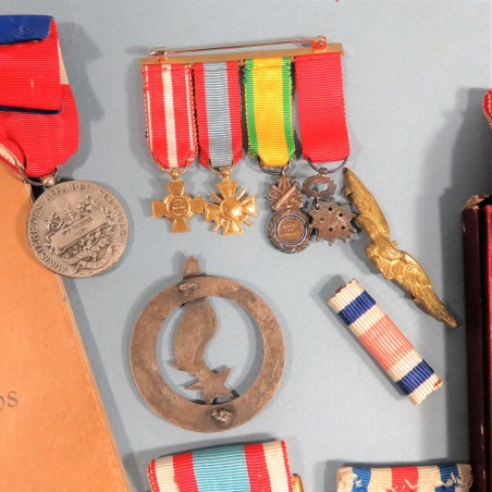 ENSEMBLE PILOTE GUERRE ALGERIE NOMBREUSES CITATION MEDAILLE DU SERVICE DE SANTE DE L'AIR ATTRIBUEE INSIGNE BREVET RAPPEL