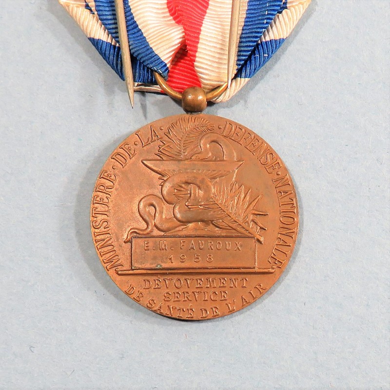 ENSEMBLE PILOTE GUERRE ALGERIE NOMBREUSES CITATION MEDAILLE DU SERVICE DE SANTE DE L'AIR ATTRIBUEE INSIGNE BREVET RAPPEL