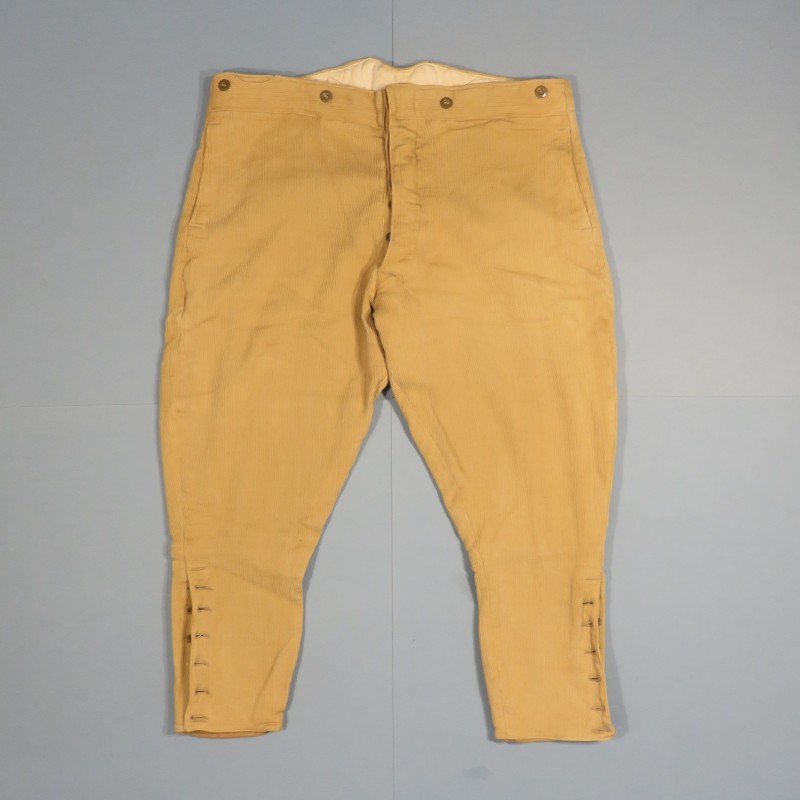 PANTALON CULOTTE MODELE 1914 TROUPE COULEUR BEIGE VELOUR COTELE ENTIEREMENT DOUBLEE CAVALERIE GENDARMERIE ET RECEPTIONNEE