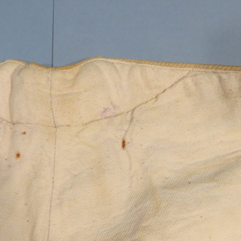 PANTALON CULOTTE MODELE 1914 TROUPE COULEUR BEIGE VELOUR COTELE ENTIEREMENT DOUBLEE CAVALERIE GENDARMERIE ET RECEPTIONNEE