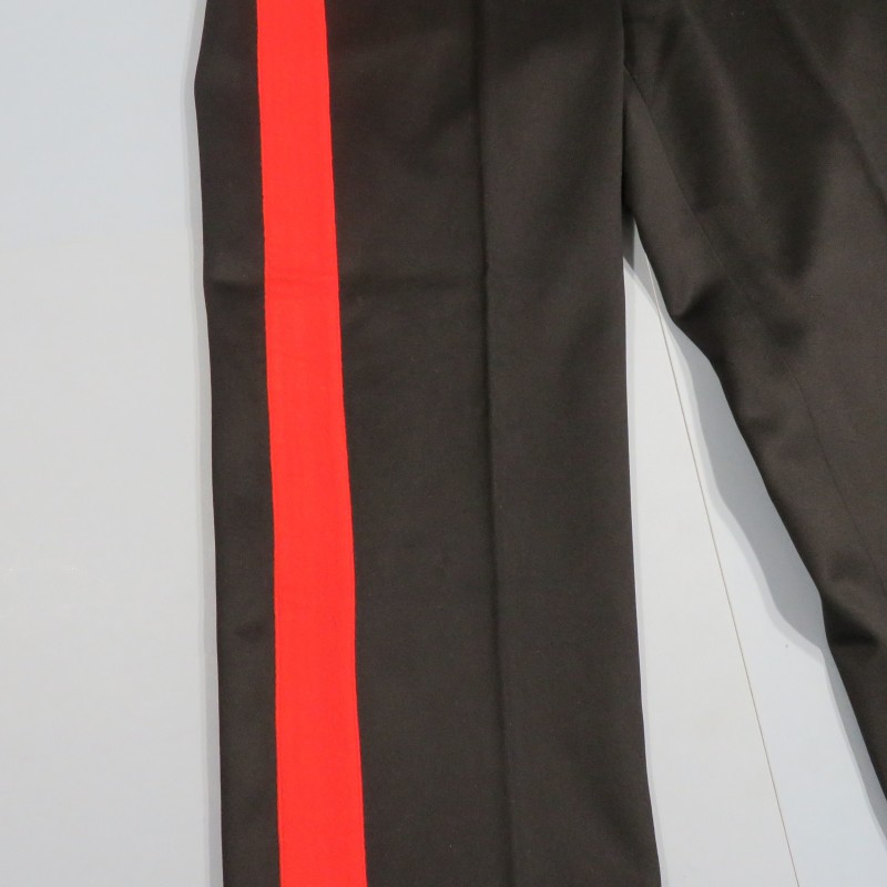 PANTALON NOIR A BANDES ROUGES MODELE 1931 POUR OFFICIER DES SAPEURS POMPIERS DATE 1941