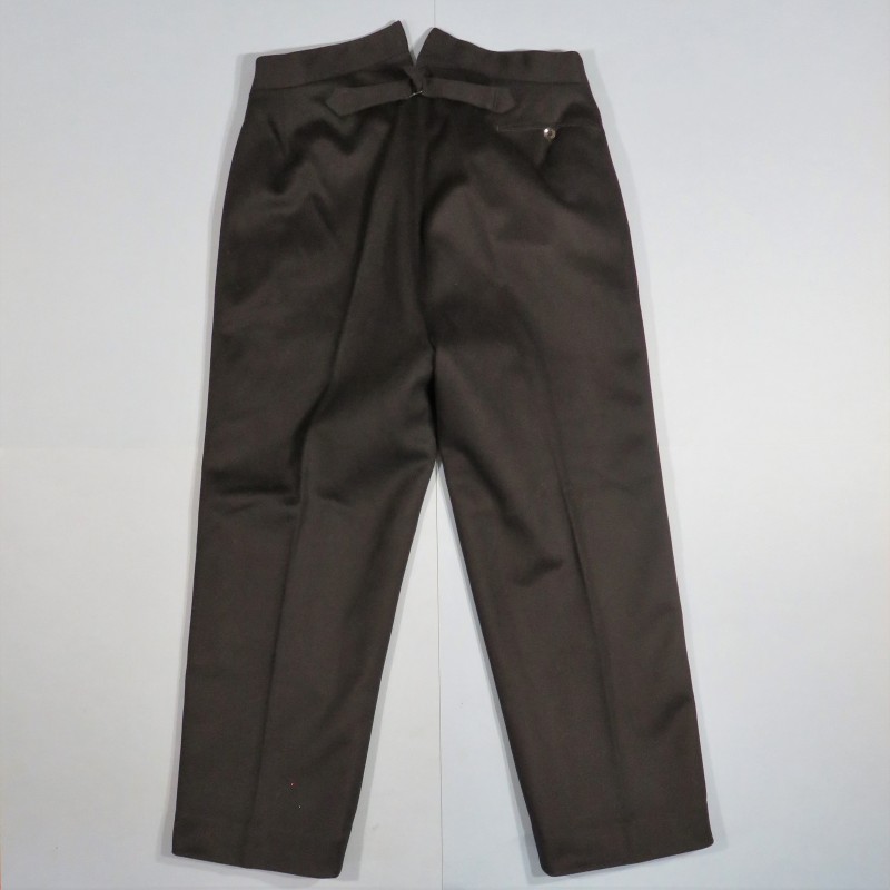 PANTALON NOIR A BANDES ROUGES MODELE 1931 POUR OFFICIER DES SAPEURS POMPIERS DATE 1941