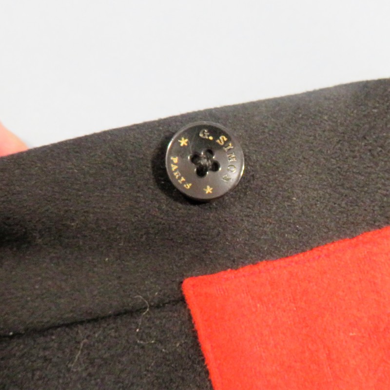 PANTALON NOIR A BANDES ROUGES MODELE 1931 POUR OFFICIER DES SAPEURS POMPIERS DATE 1941