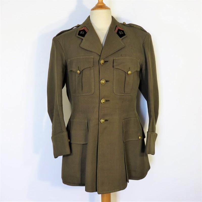 UNIFORME MODELE 1939 D'UN OFFICIER DU 31 BATAILLON DU GENIE CAMPAGNE DE FRANCE DUNKERQUE SYRIE TUNISIE LIBERATION ET ALLEMAGNE