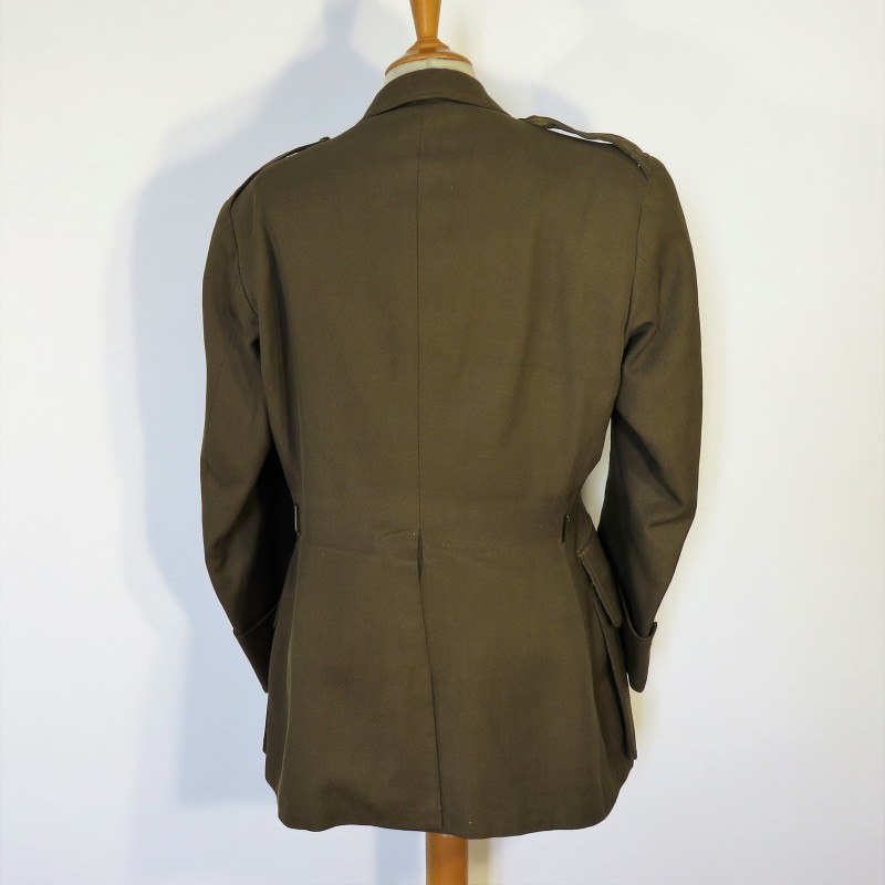UNIFORME MODELE 1939 D'UN OFFICIER DU 31 BATAILLON DU GENIE CAMPAGNE DE FRANCE DUNKERQUE SYRIE TUNISIE LIBERATION ET ALLEMAGNE