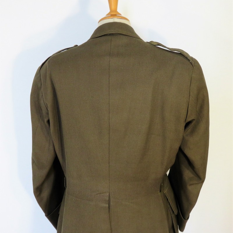 UNIFORME MODELE 1939 D'UN OFFICIER DU 31 BATAILLON DU GENIE CAMPAGNE DE FRANCE DUNKERQUE SYRIE TUNISIE LIBERATION ET ALLEMAGNE