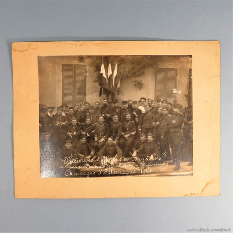 GRANDE PHOTO DU 8 ème ESCADRON DU TRAIN OFFICIERS SOUS OFFICIERS ET BRIGADIERS CAMPAGNE D'ALLEMAGNE 1914