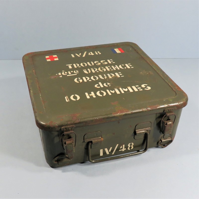 CAISSE EN FER TROUSSE 1ère URGENCE GROUPE DE 10 HOMMES MODELE IV/48 SECOURS TAP INDOCHINE ALGERIE