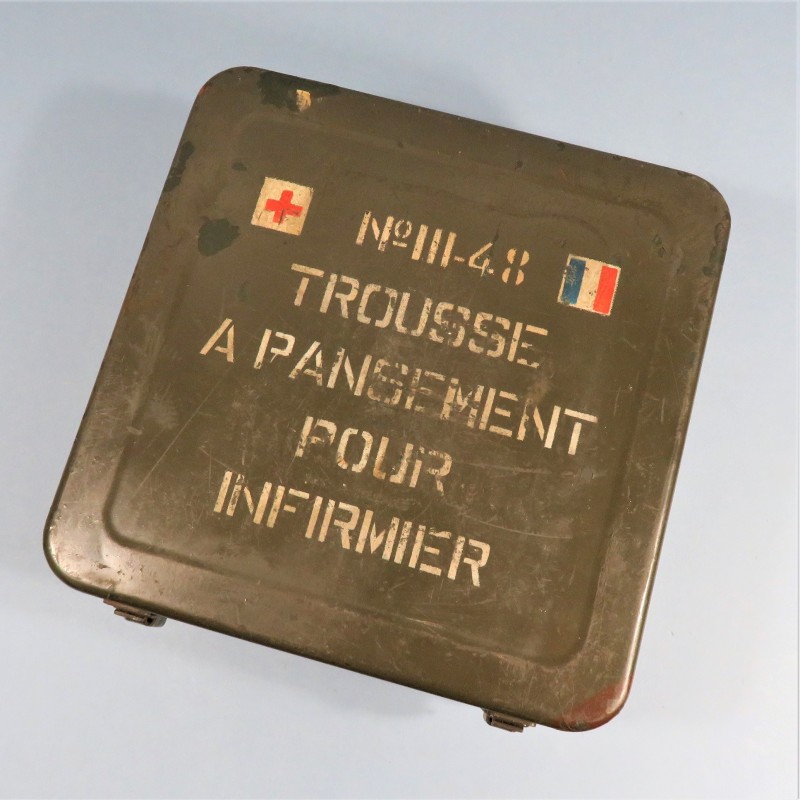 CAISSE EN FER TROUSSE A PANSEMENTS POUR INFIRMIER MODELE III/48 1ère URGENCE SECOURS TAP INDOCHINE ALGERIE