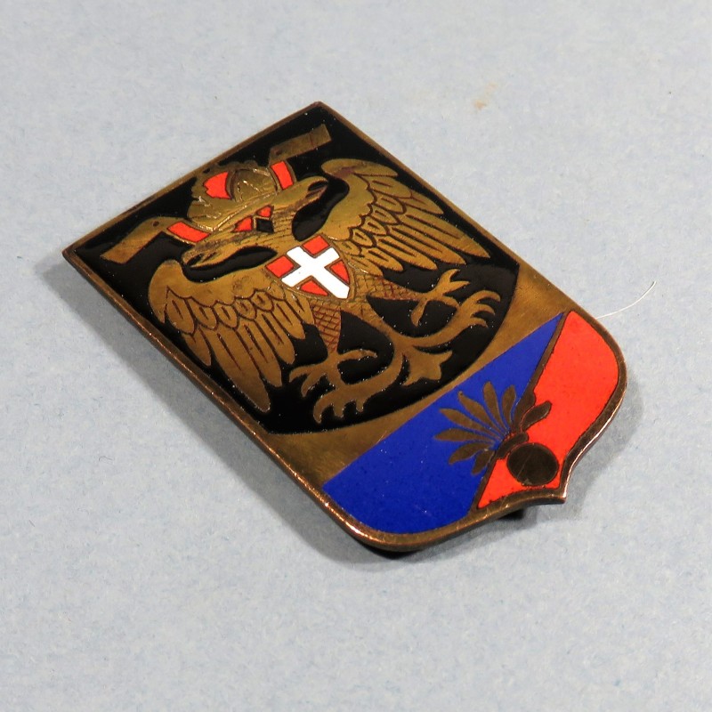 INSIGNE MILITAIRE LEGION DE GENDARMERIE EN AUTRICHE 1945 FABRICATION EMAILLEE ALLEMANDE