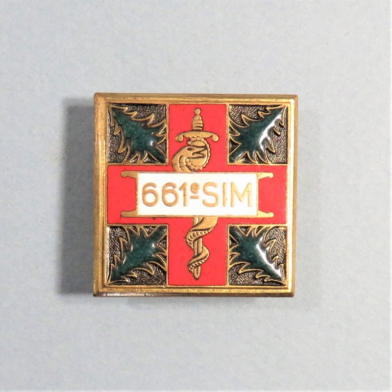 INSIGNE MILITAIRE 661 ème SIM SECTION D'INFIRMIERS MILITAIRES FABRICATION SECONDE GUERRE DRAGO BERANGER