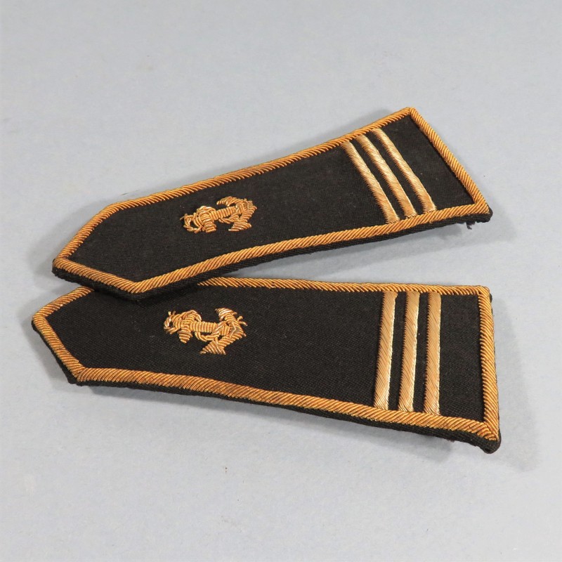 EPAULETTES POUR VESTE D'UNIFORME DE SORTIE OU GALA D'UN COMMANDANT DE L'INFANTERIE COLONIALE OU MARINE ANNEES 1950 - 1970