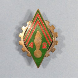 INSIGNE MILITAIRE 42 ème CIE DE QUARTIE GENERAL FABRICATION SECONDE GUERRE