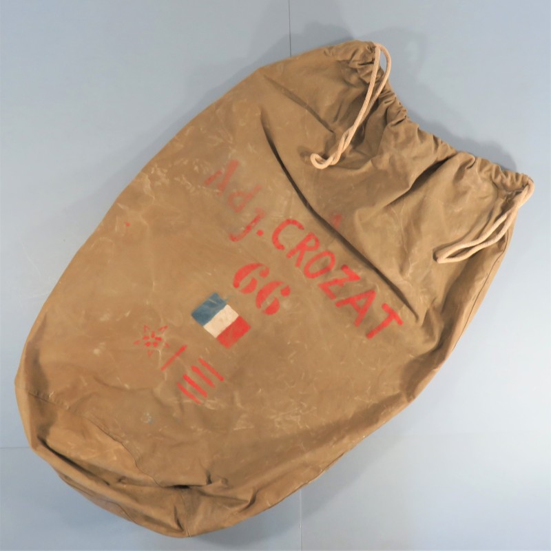 SAC A LINGE OU A PAQUETAGE US 1944-45 NOMINATIF ARMEE FRANCAISE ADJUDANT CROZAT 66 DRAPEAU TRICOLORE ET ETOILE