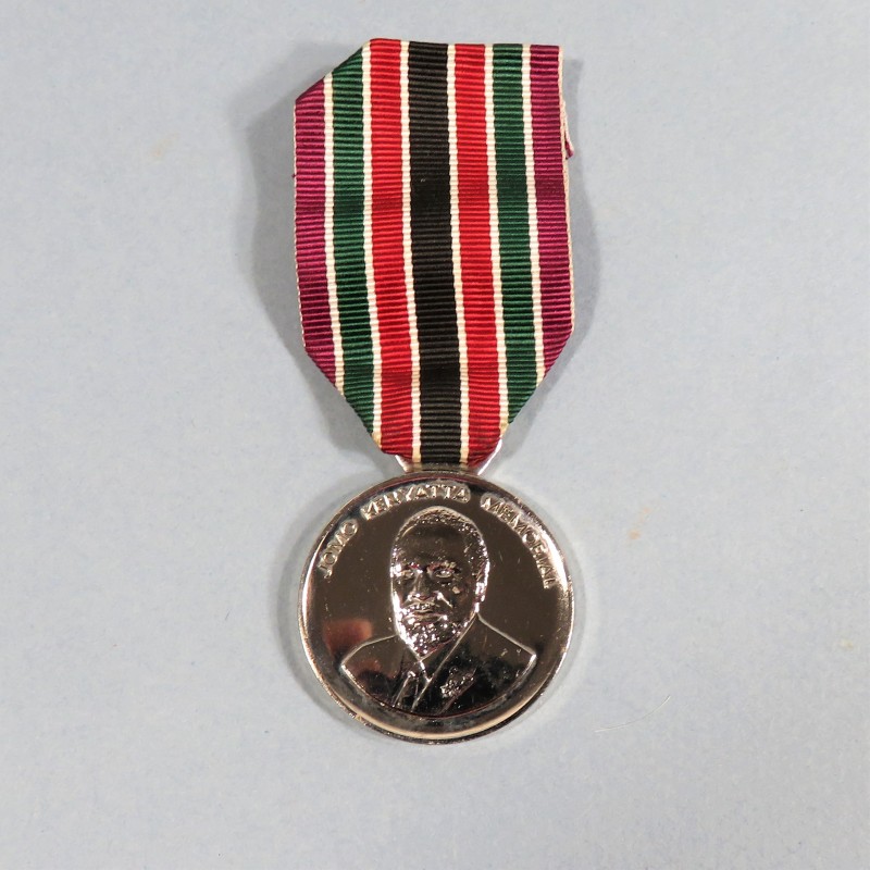 KENYA MEDAILLE POUR LES FUNERAILLES DE JOMO KENYATTA 1er PRESIDENT ET PERE DE LA NATION 1964 - 1978 °