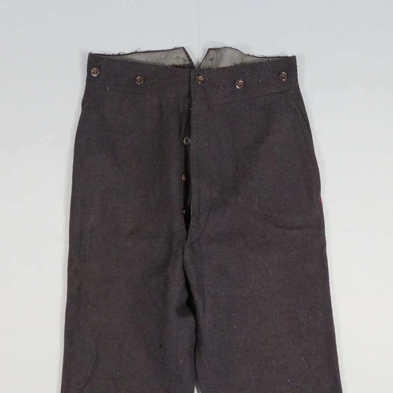 PANTALON TROUPE BLEU A SOUTACHES ROUGE POUR SAPEURS POMPIERS OU INFANTERIE COLONIALE 1900 OU 1931