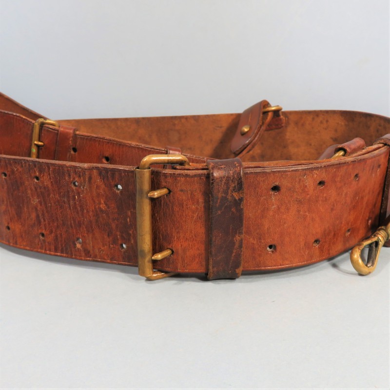 CEINTURON BAUDRIER ET SUSPENTE DE SABRE D'OFFICIER FRANCAIS CUIR MARRON INFANTERIE CAVALERIE CEINTURON MODELE 1903/1914 MODIFIE