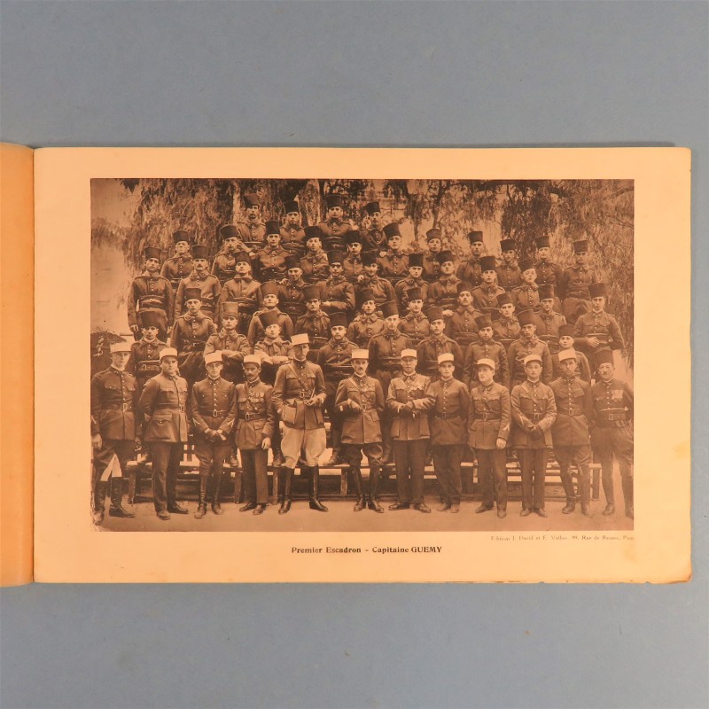 ALBUM PHOTOS REGIMENTAIRES 1928 1931 2 ème REGIMENT DE CHASSEURS D'AFRIQUE